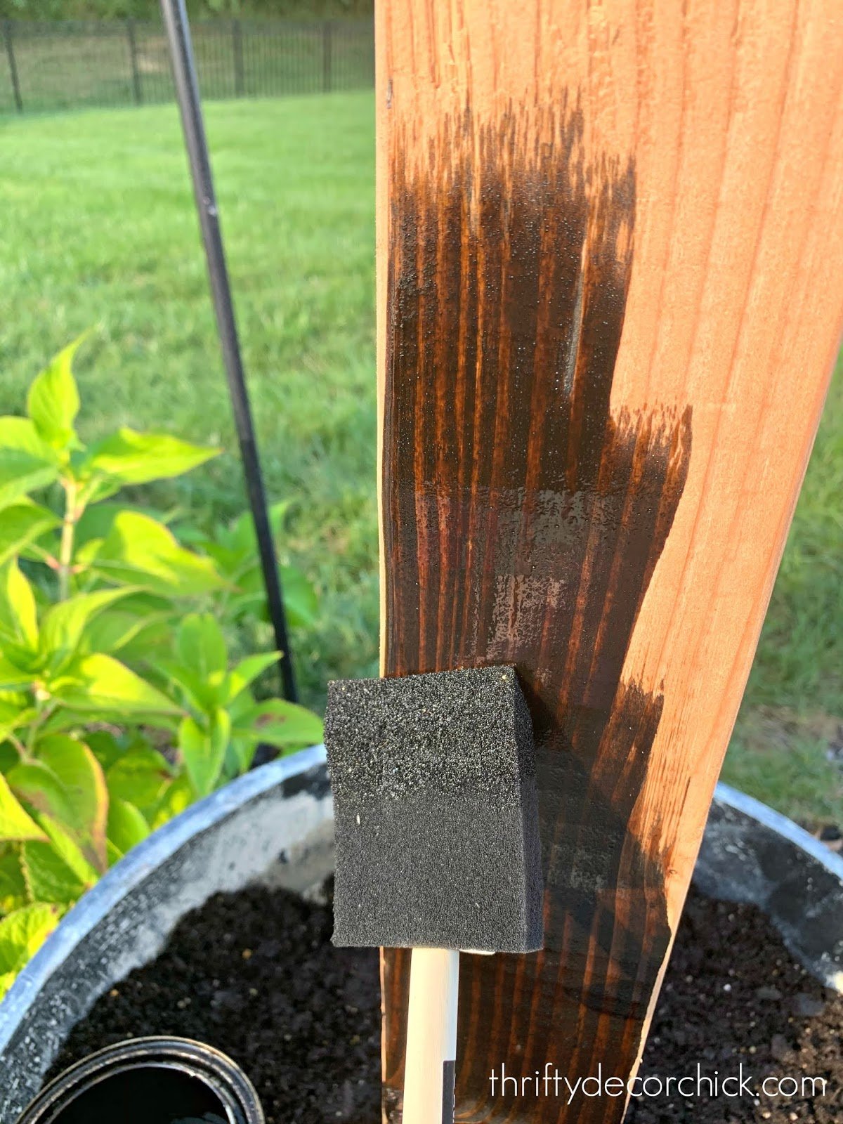 how to make diy cafe light planters for heavy lights from thrifty decor