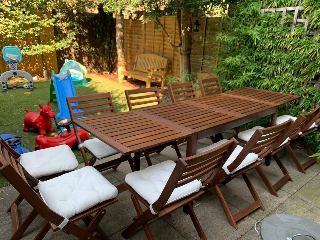 ikea garden furniture set (table , 10 foldable chairs with white