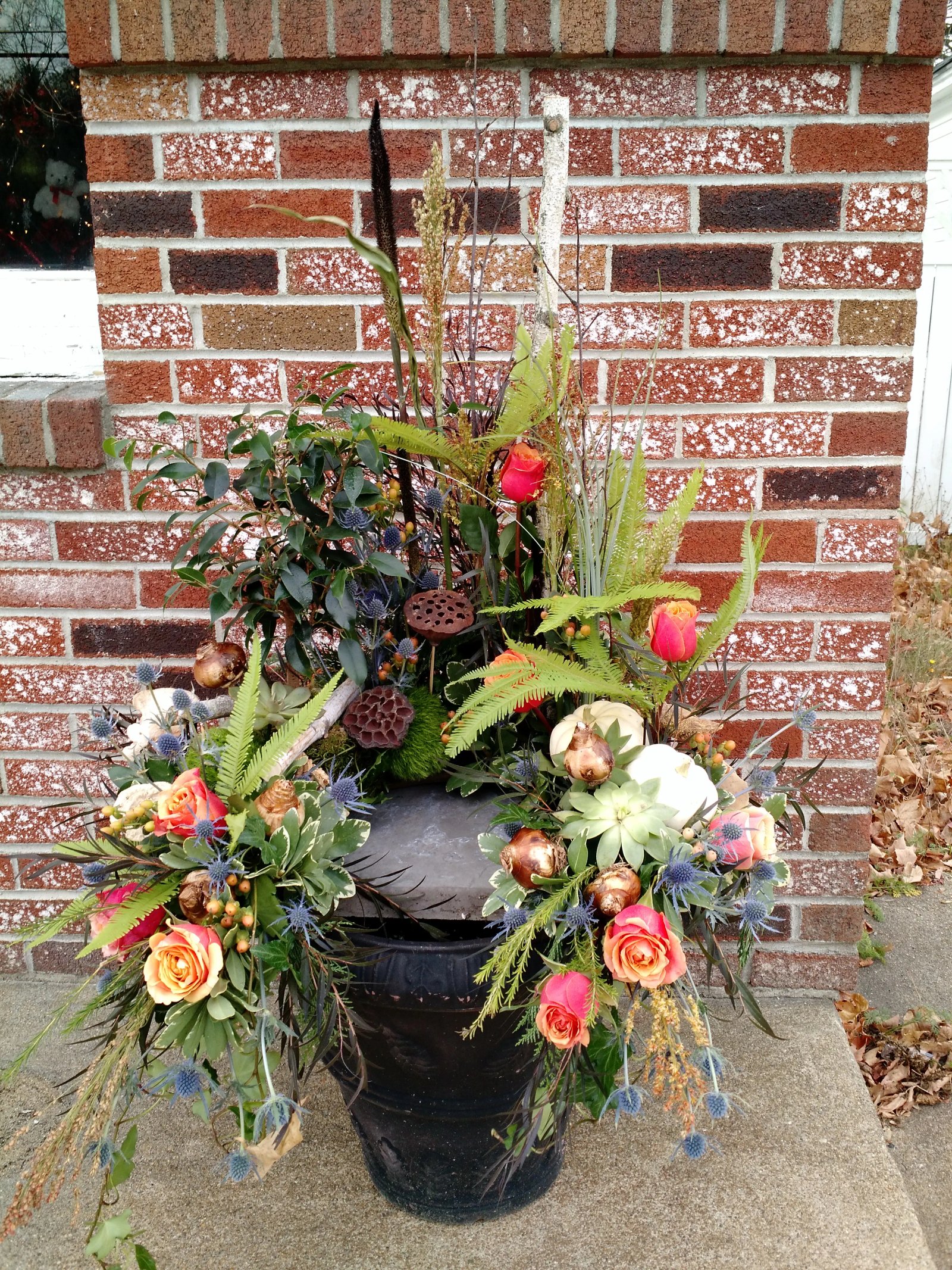 woodland urn in londonderry, nh | harrington flowers