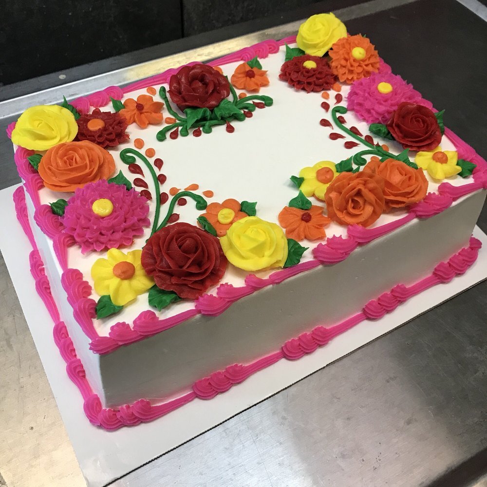 i asked them to make me an " elena of avalor" themed cake & got more