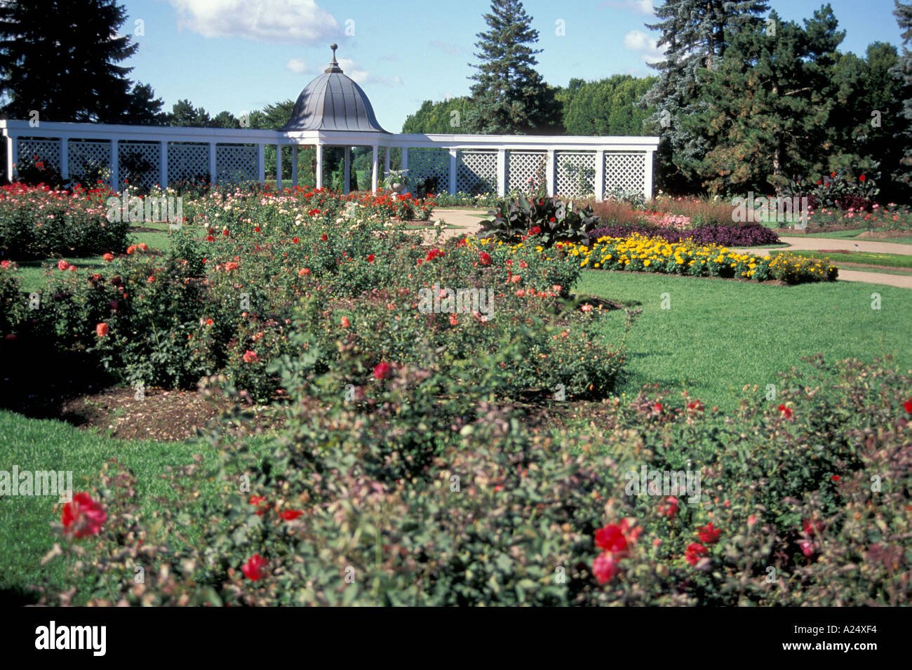botanical gardens near niagara falls ontario canada stock photo