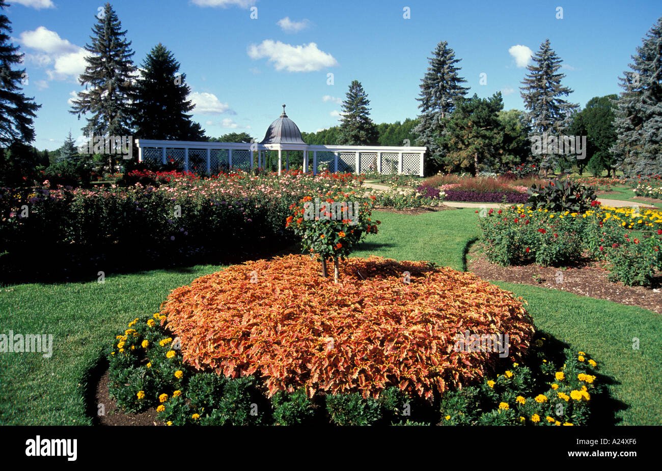 botanical gardens near niagara falls ontario canada stock photo