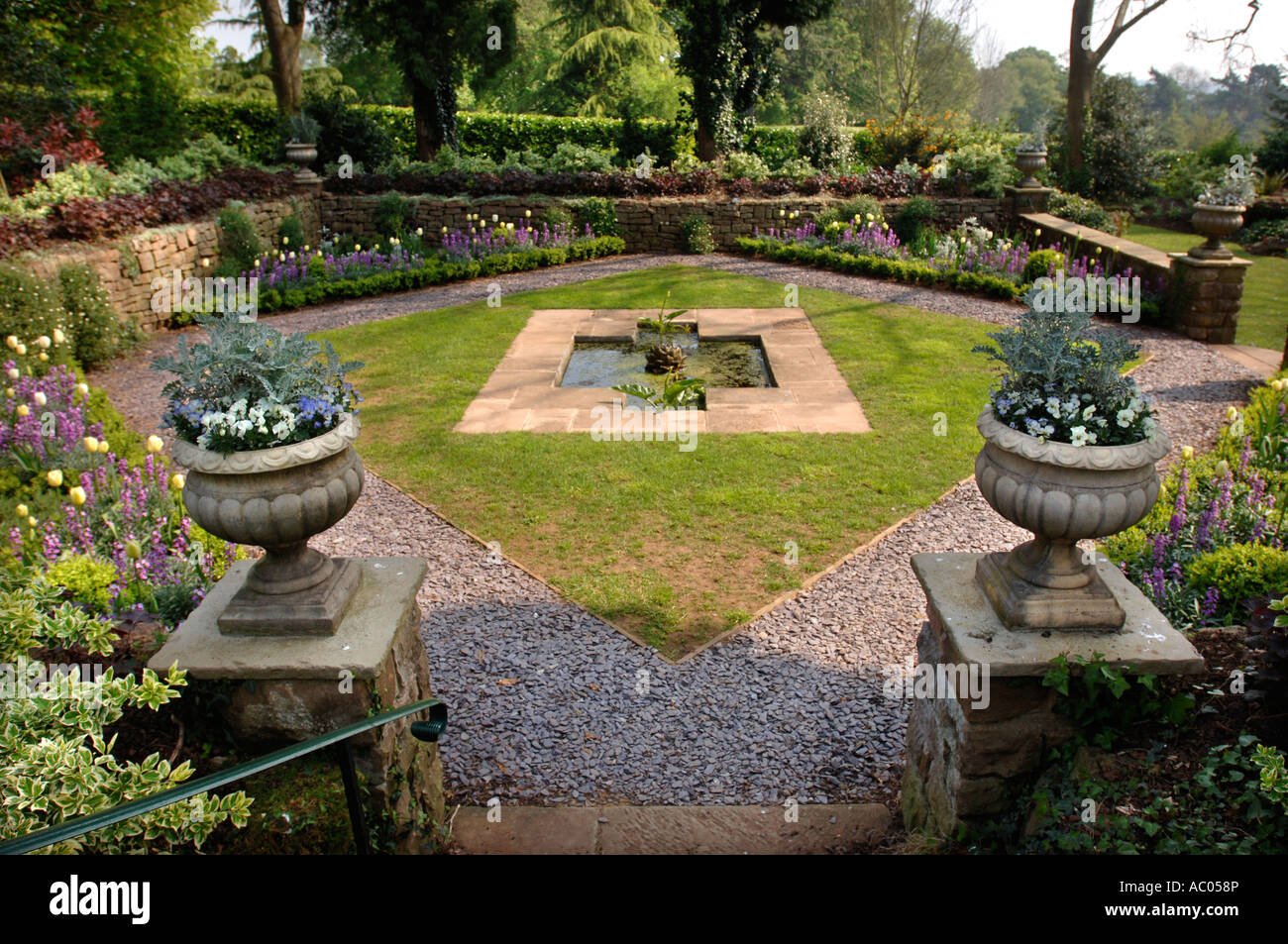 diamond shape garden stock photos & diamond shape garden stock