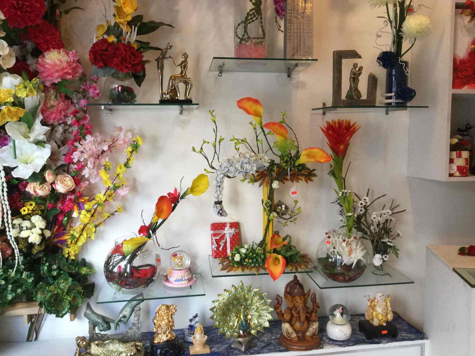 florida garden gateaux photos, gurgaon sector 49, delhi- pictures