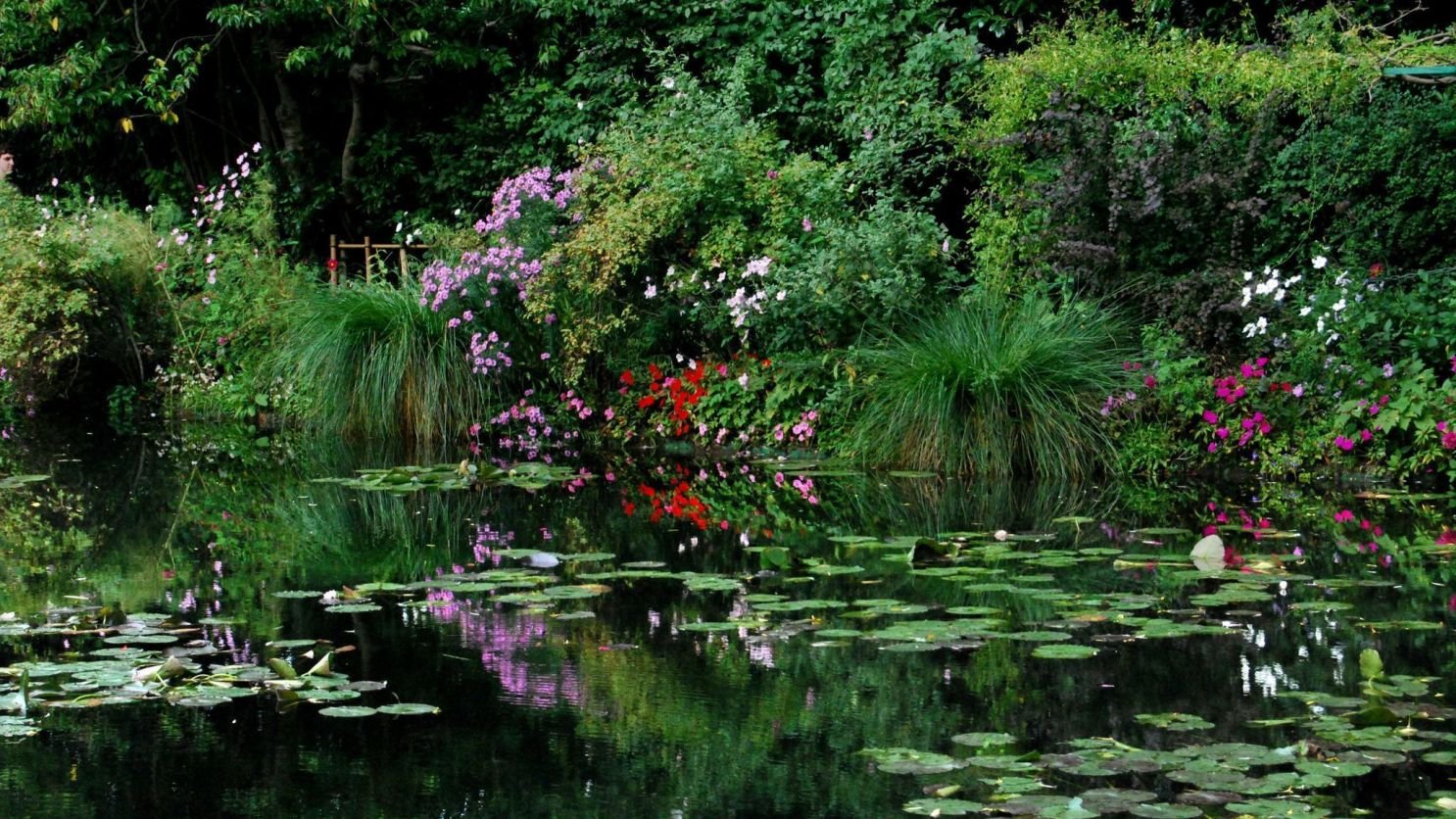 european flower tour to visit monet's giverny in france and london's