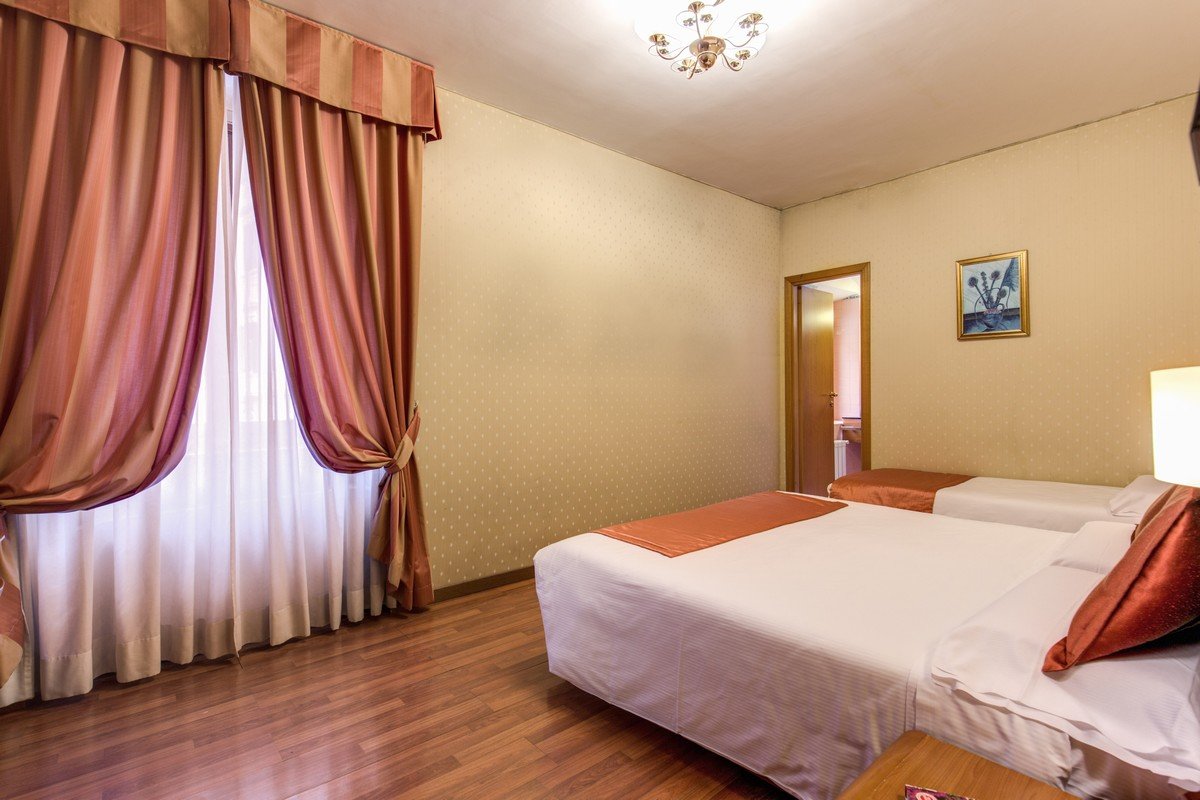 hotel flower garden rome – photo gallery