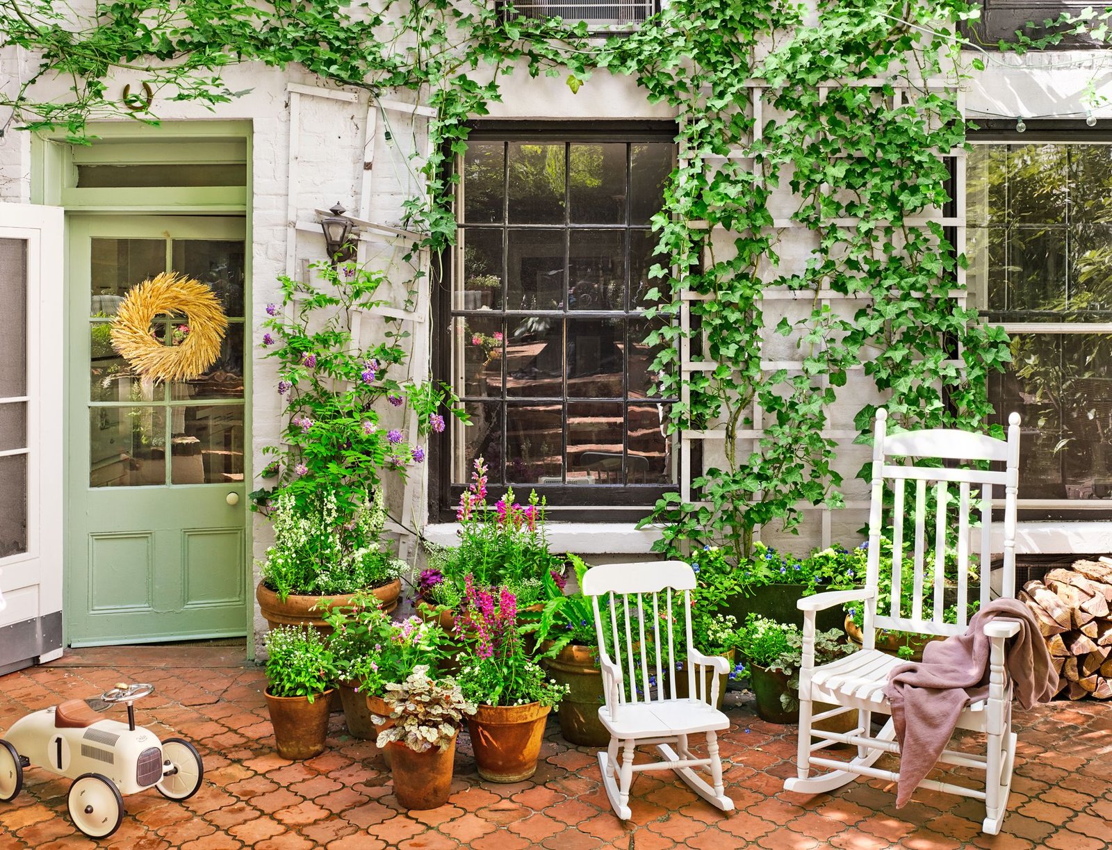 18 creative small garden ideas - indoor and outdoor garden designs