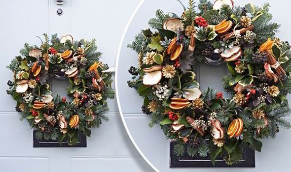How to use garden plants to create Christmas decorations ...