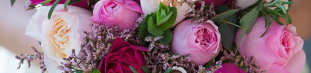 the real flower company - wedding florist based in west sussex