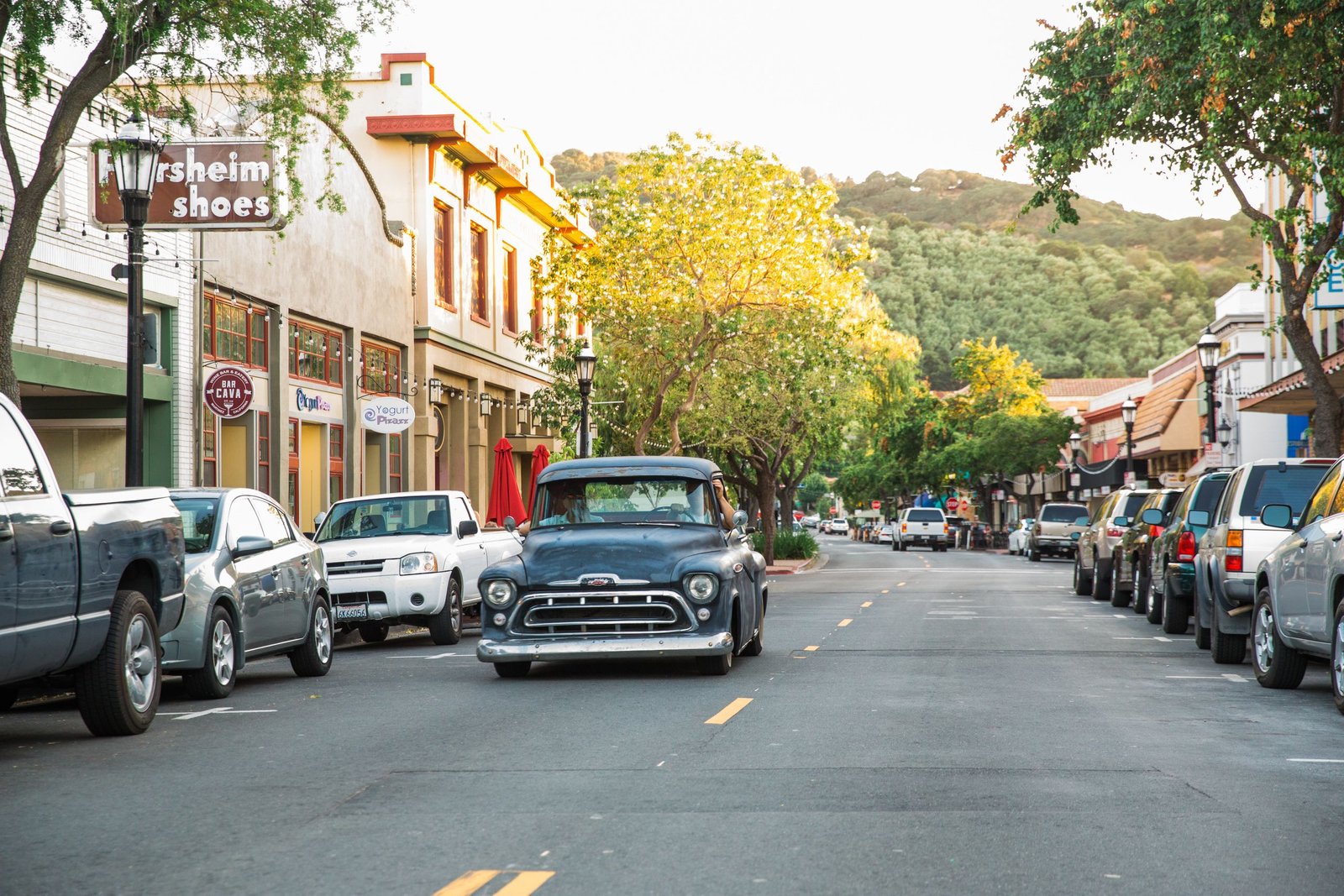 dining and entertainment | main street martinez