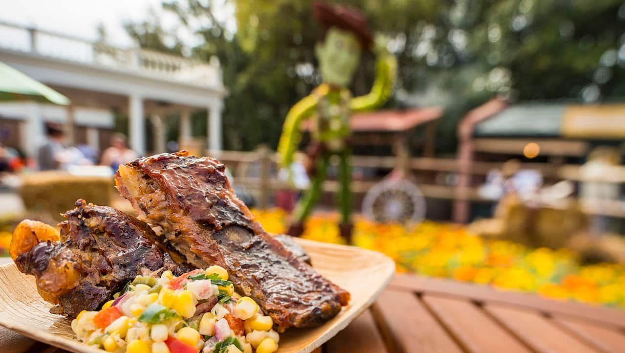 edible gardens feature fruits, veggies served at outdoor kitchens at