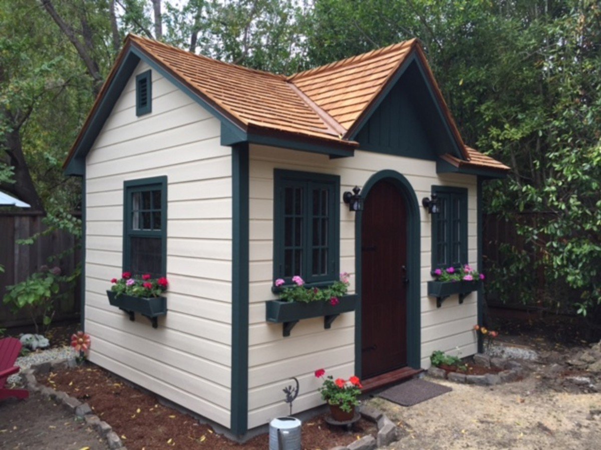 palmerston small shed plans in a garden