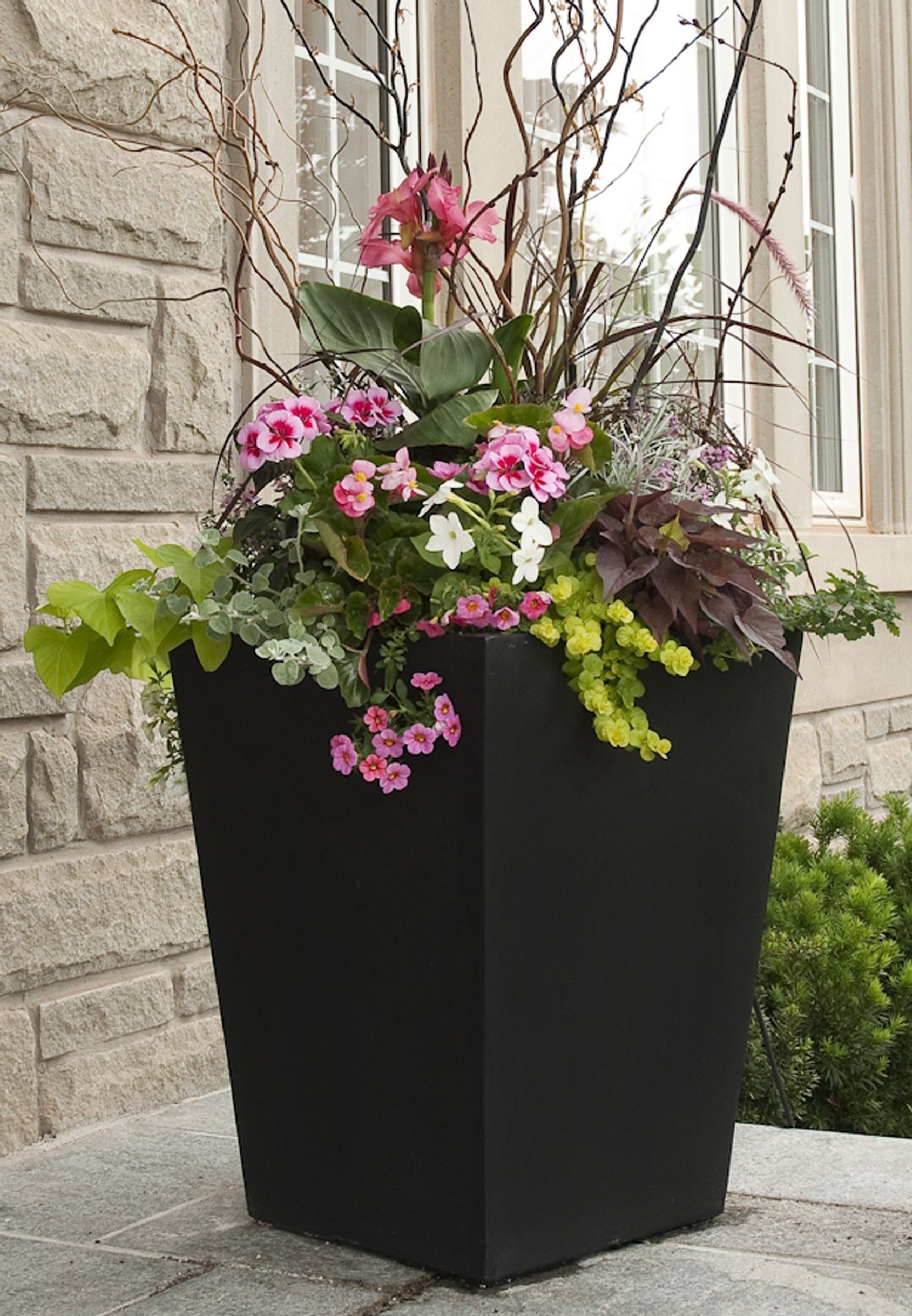 best 15 stunning summer planter ideas to beautify your home | flower