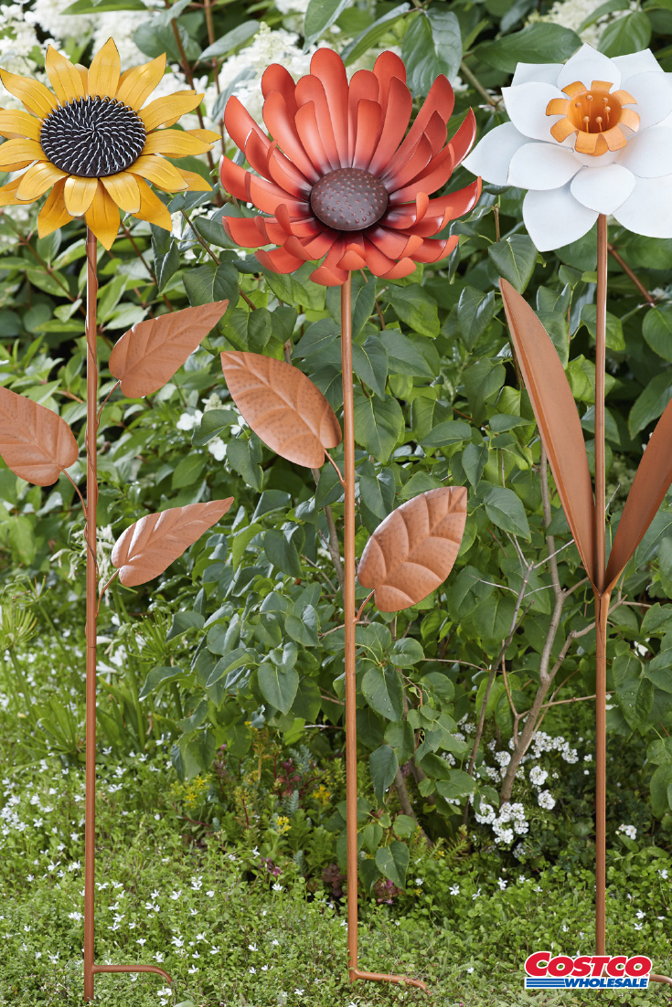 colorful metal flower stake | a garden state of mind | metal flowers