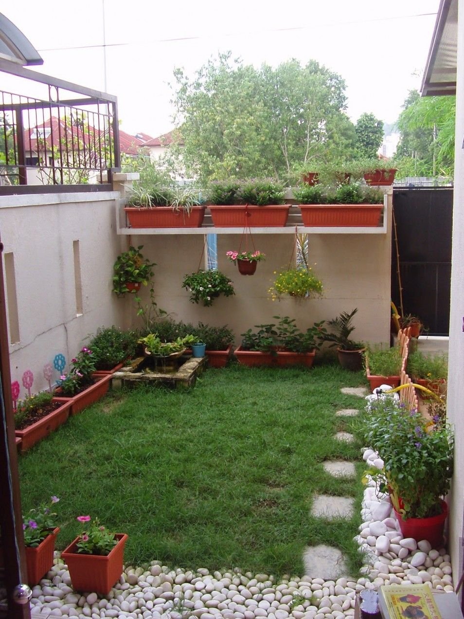cool small backyard ideas in eco friendly exterior design at home