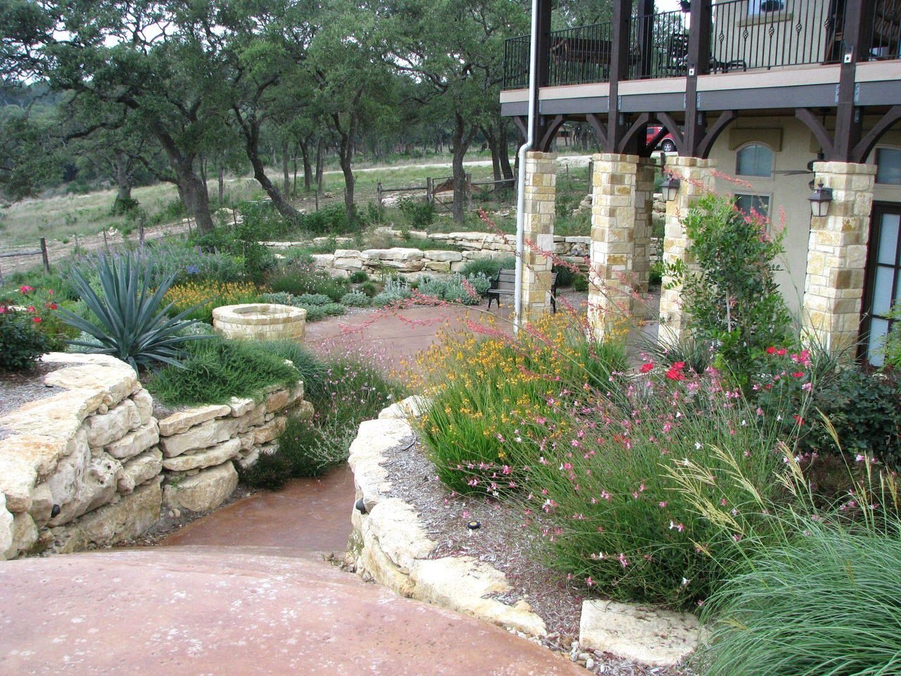 small yard landscaping ideas central texas drought tolerant texas