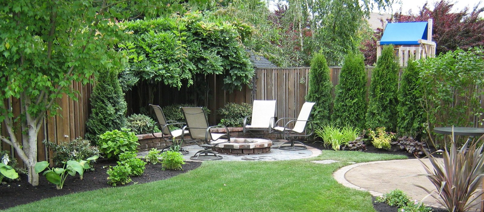 simple landscaping ideas for a small space | home & garden