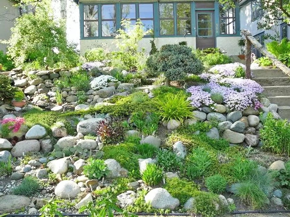 8 inspiring hillside landscaping ideas - rhythm of the home