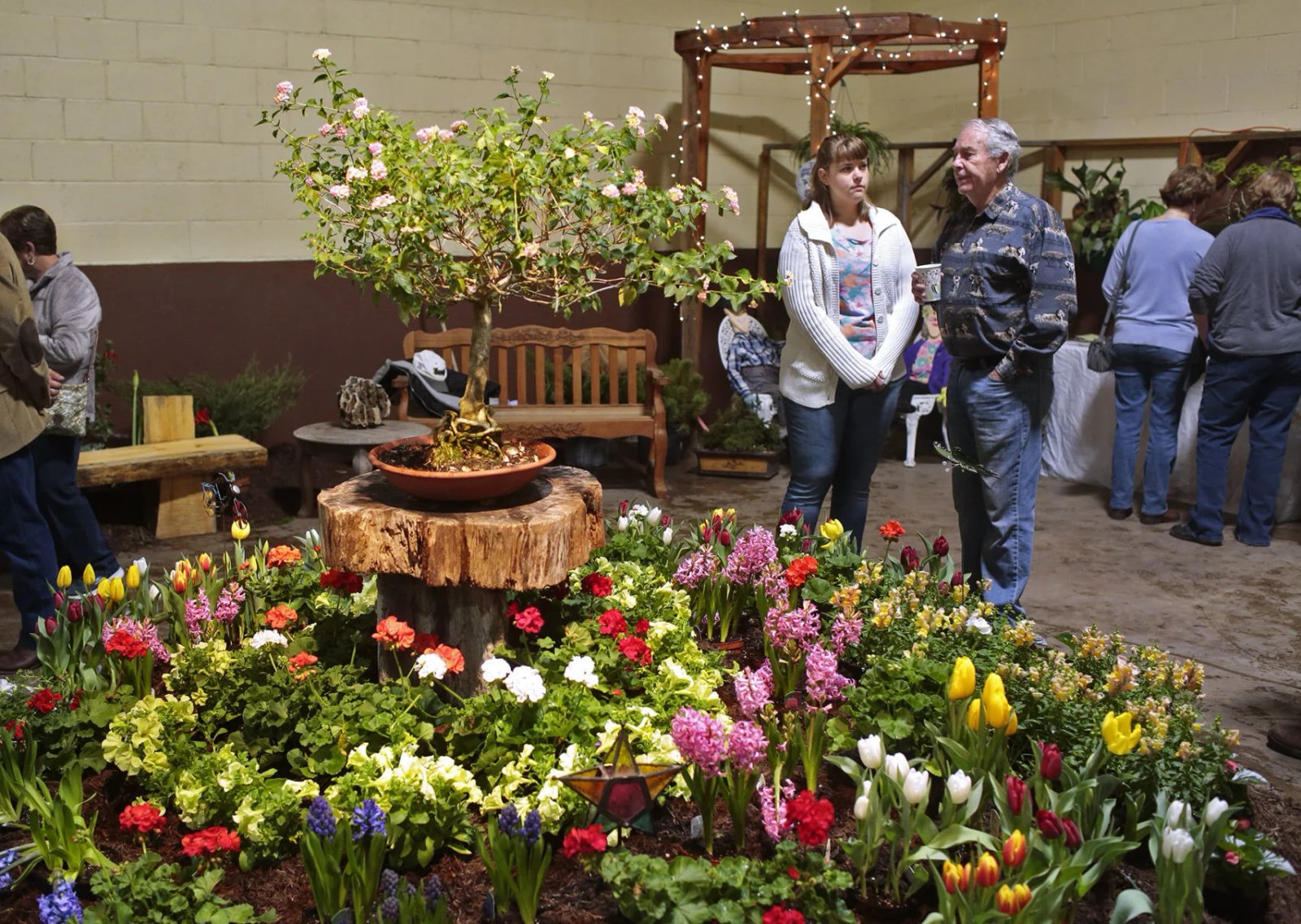 show offers sneak peek at spring | local | qconline
