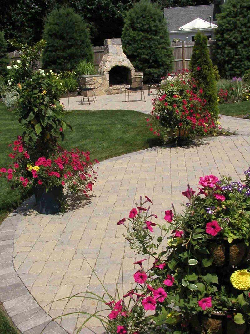 quiet corner:amazing backyard landscaping ideas - quiet corner
