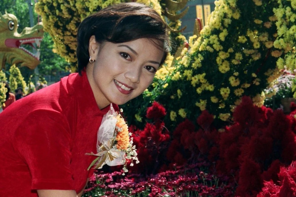 miss hong kong 1995 winnie young sued for beauty pageant crown and