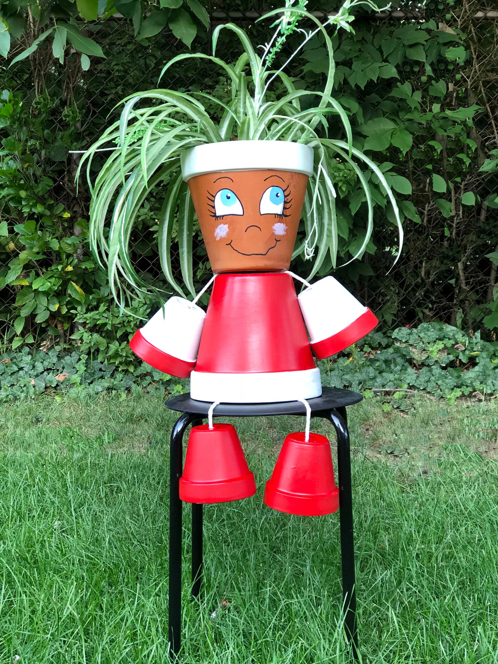 how to make a flowerpot person for your garden
