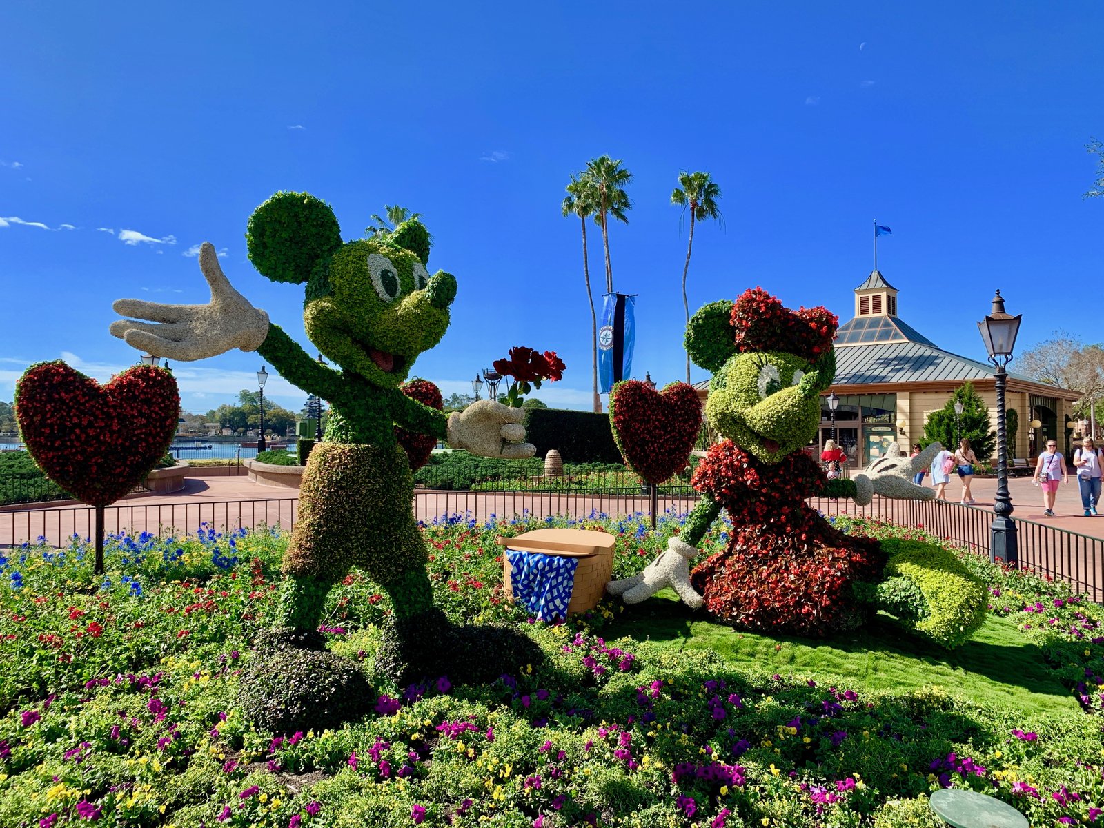 photos: epcot international flower & garden topiary tour
