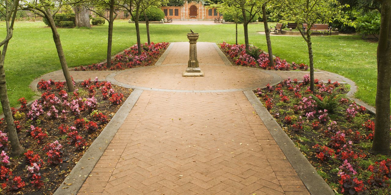 garden of shakespeare's flowers