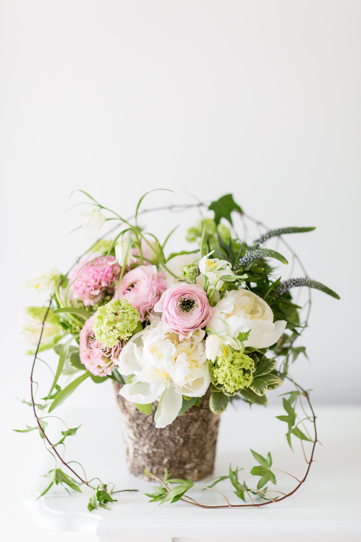 spring flowers and free delivery for easter sunday – emily herzig