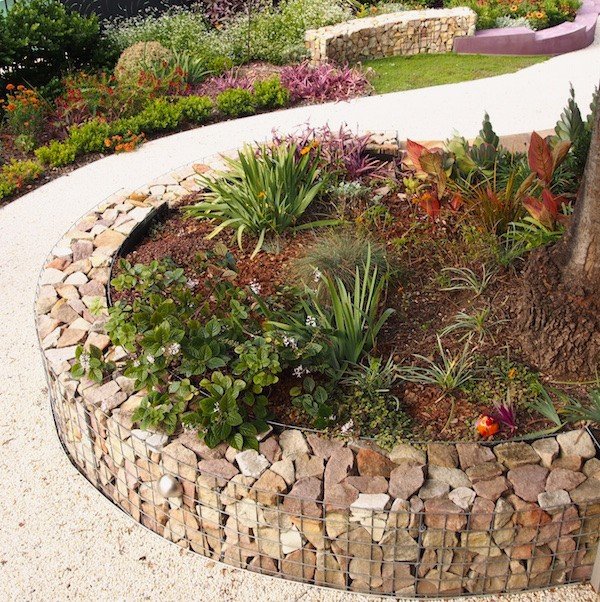37 creative lawn and garden edging ideas with images - planted well