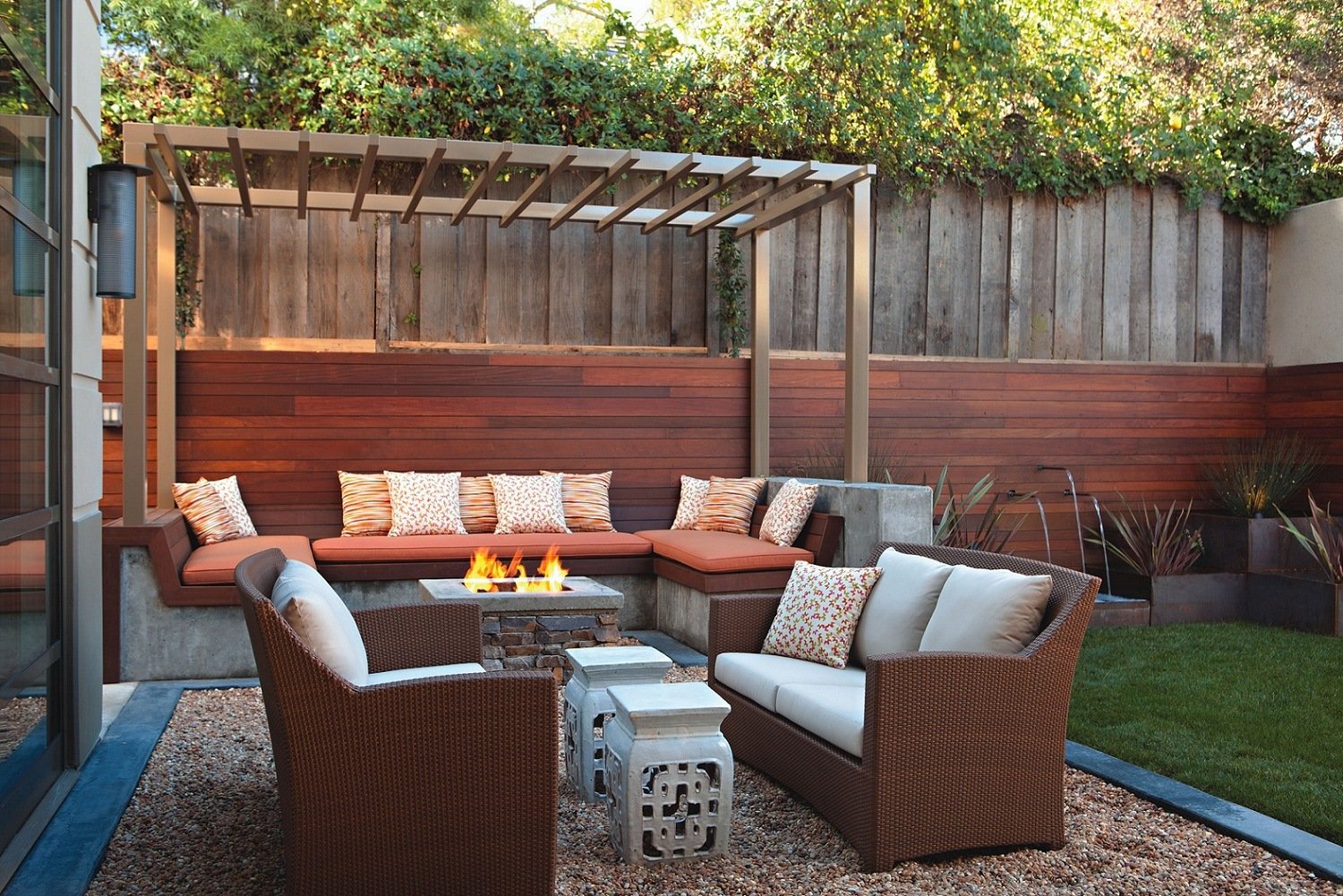 20 awesome small backyard ideas