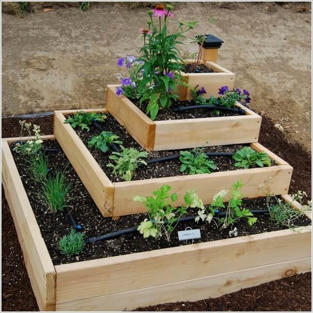 10 unique and cool raised garden bed ideas