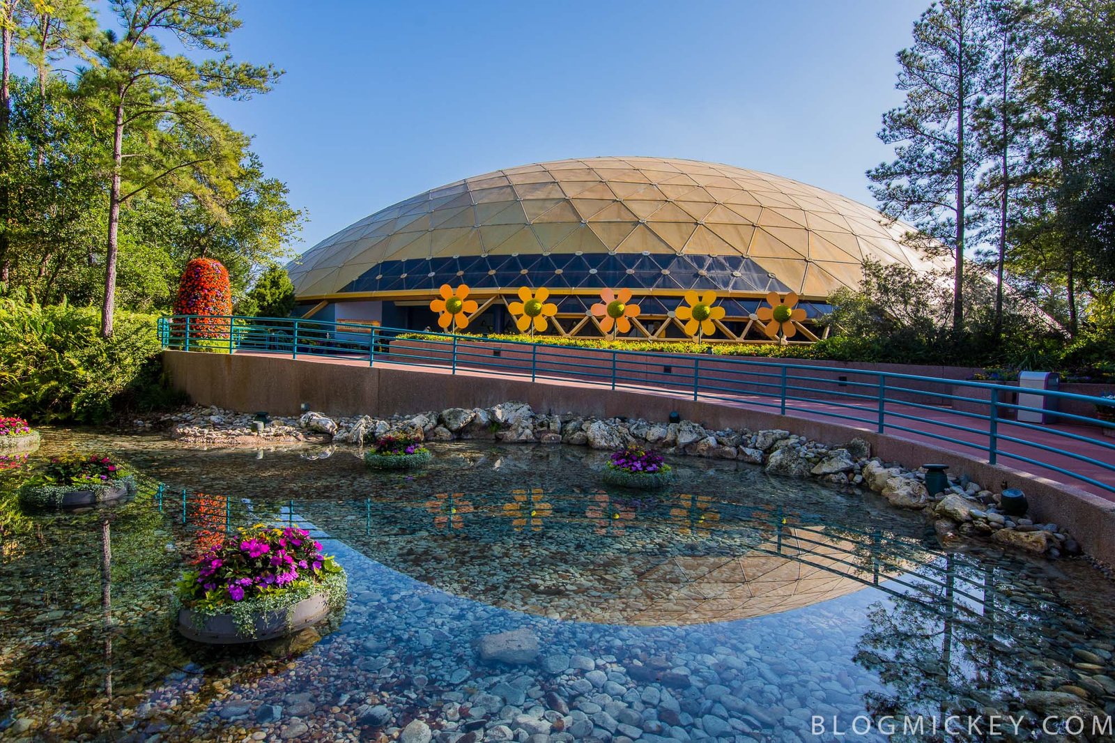 photos - take a look around the 2017 epcot flower and garden