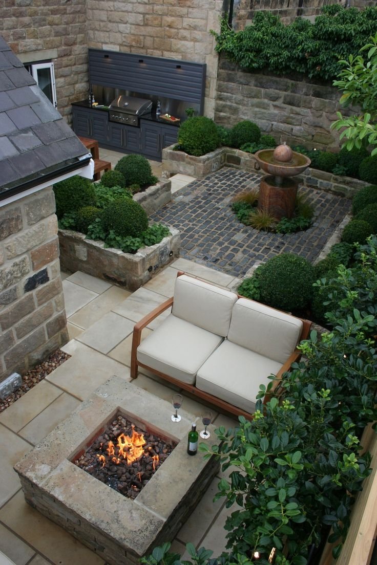 25+ Best Ideas About Small Gardens On Pinterest | Small Garden inside Small Garden Ideas
