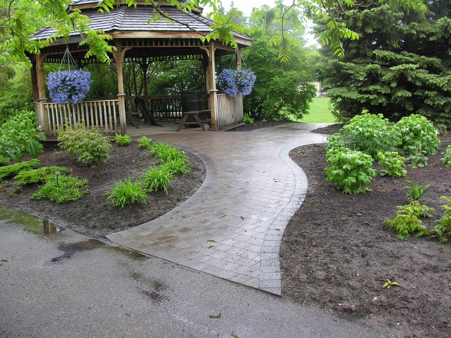 commercial landscape designs that add value to your property | ananda