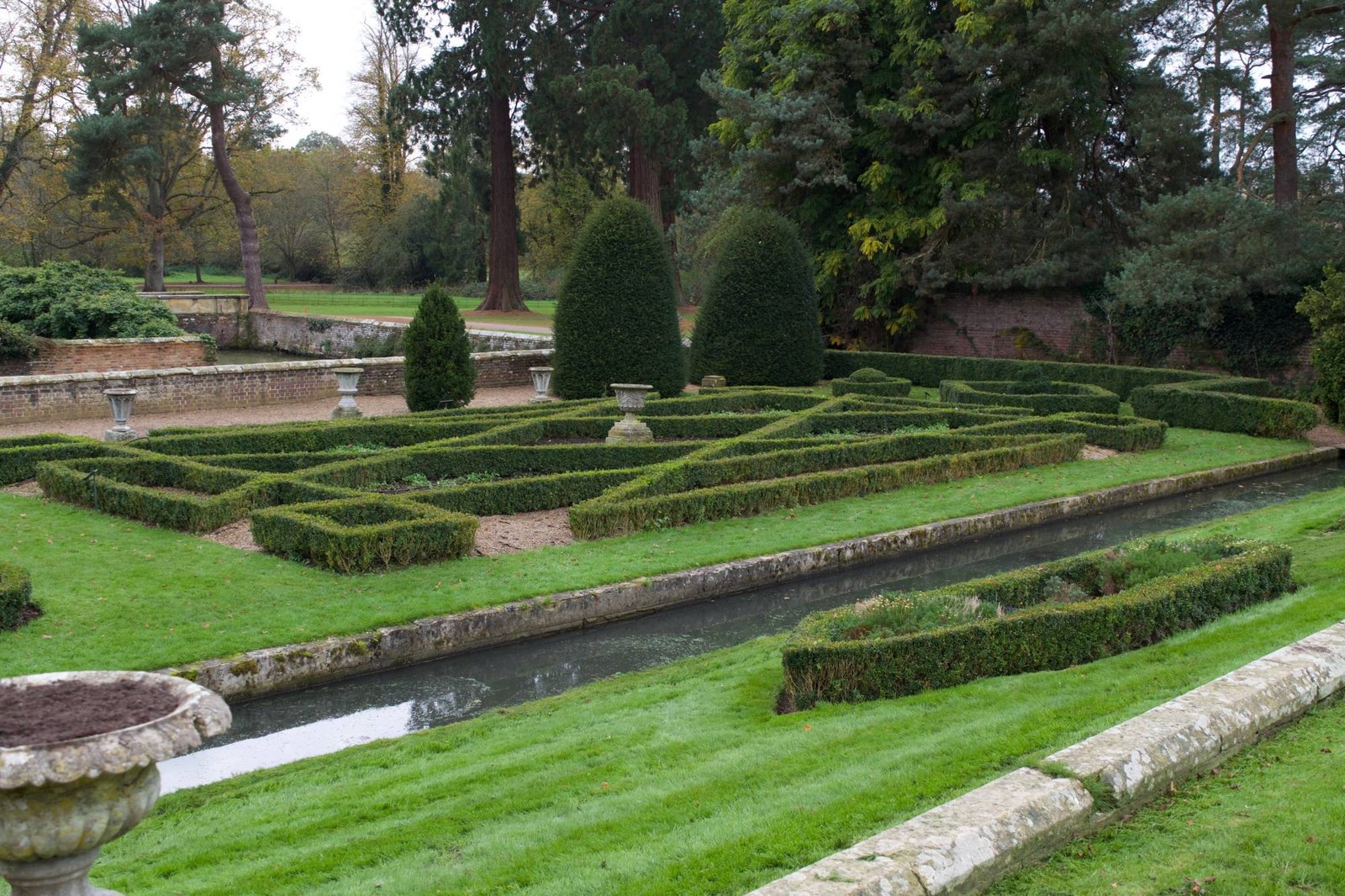about the gardens - groombridge place
