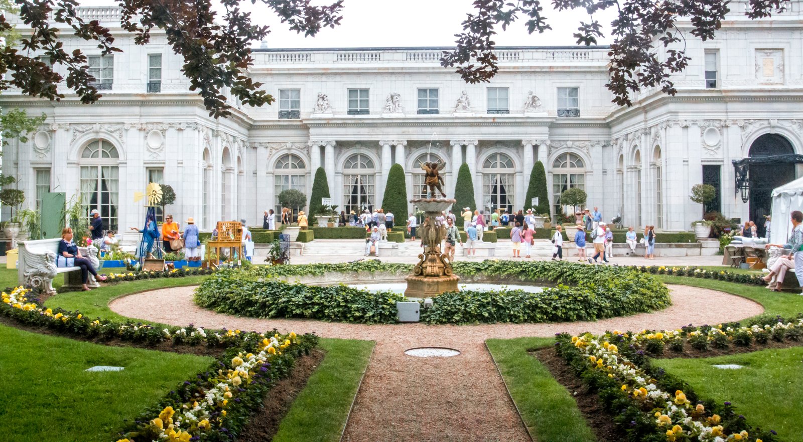 newport-flower-show_credit-discover-newport-4_23766293-5056-b3a8