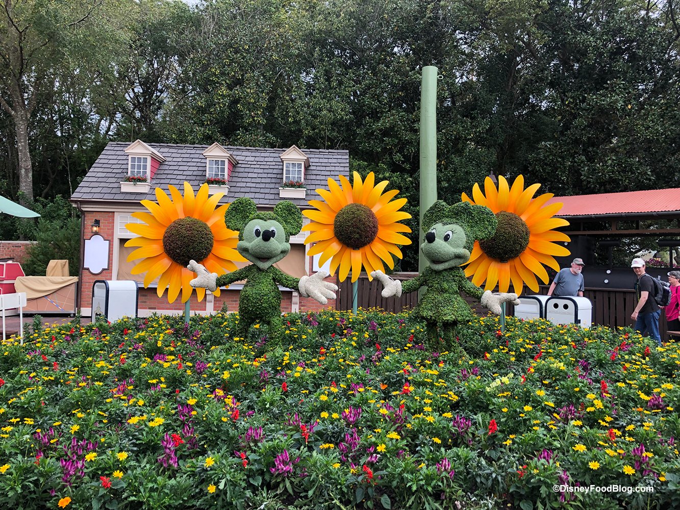 photos: even more new and returning topiaries are popping up for
