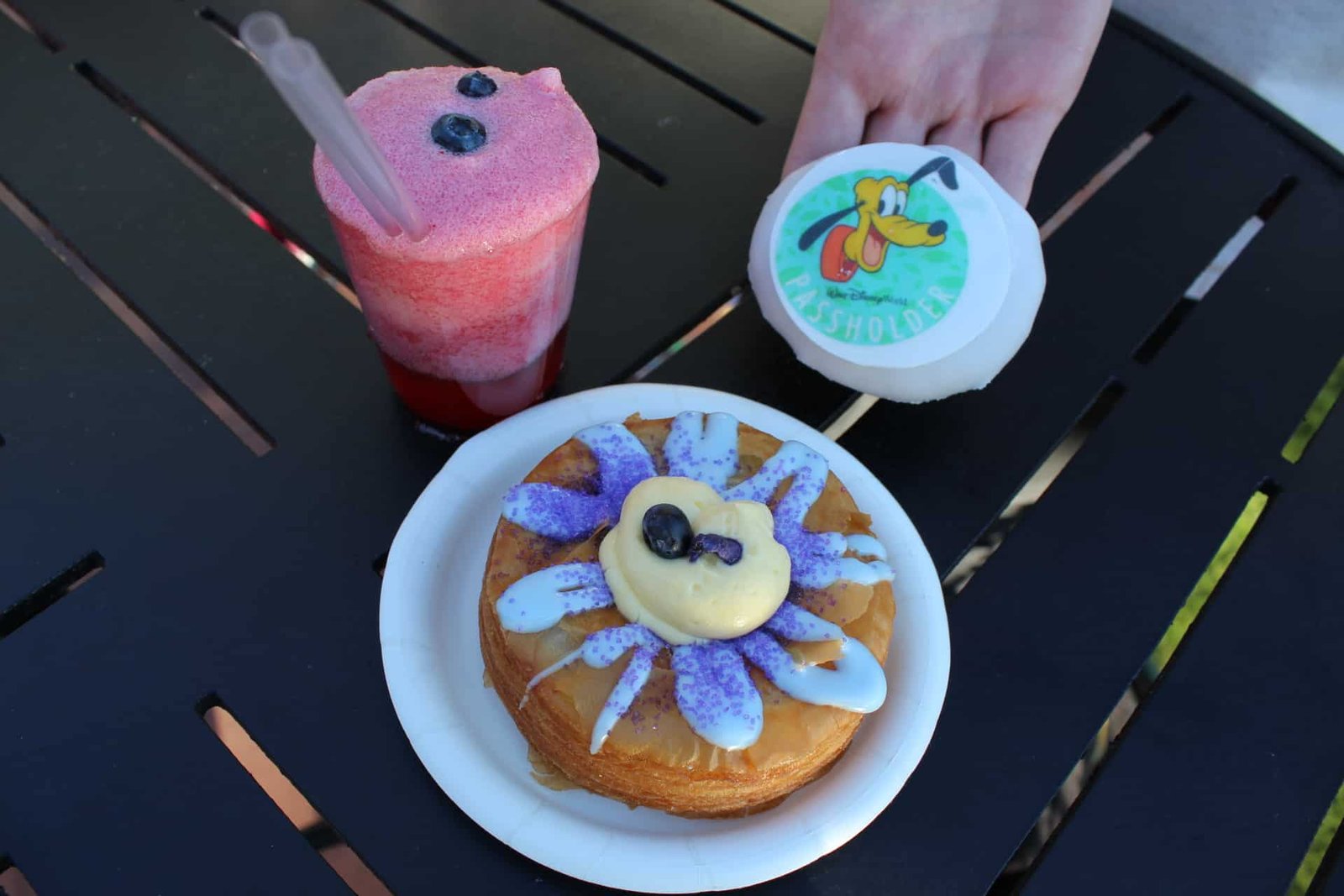 review: taste track - epcot international flower & garden festival