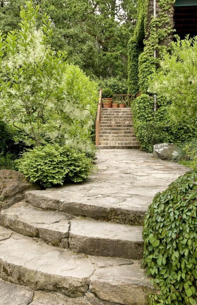 12 Of The Very Attractive Garden Landscaping Stepping Ideas regarding Landscape Back Yard Ideas