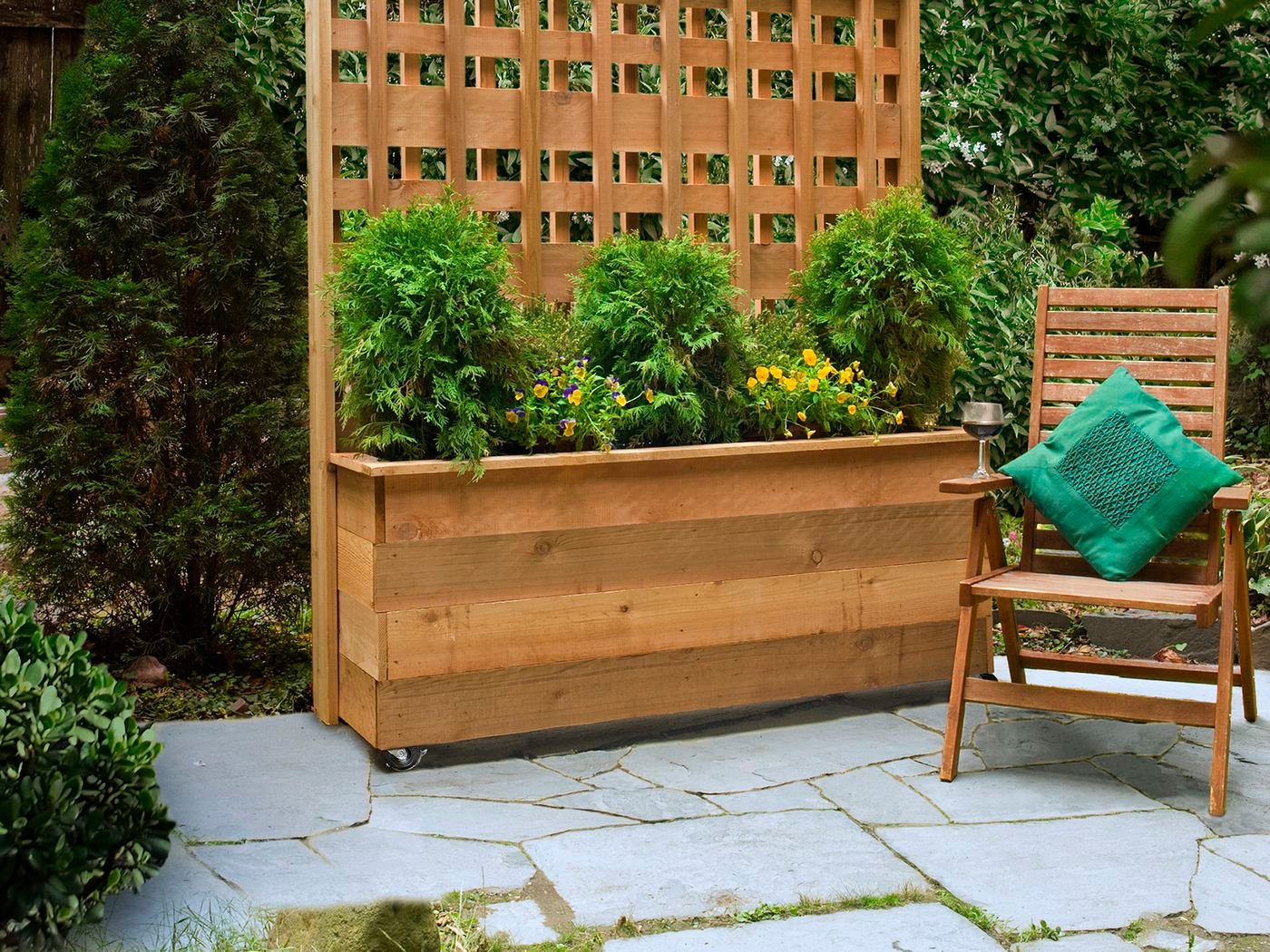 You are currently viewing Patio Planter Box With Trellis