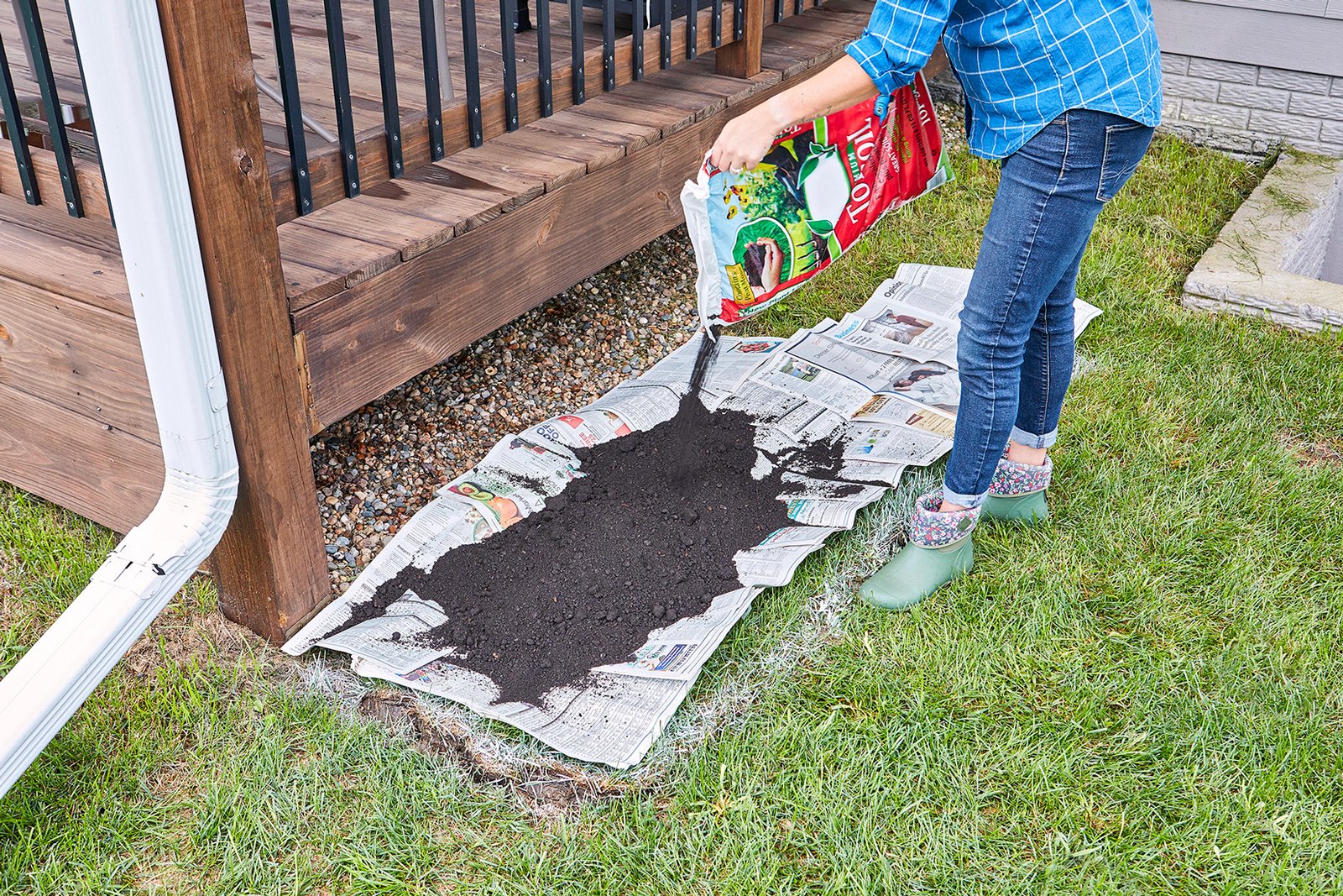 how to build a new flower bed | better homes & gardens